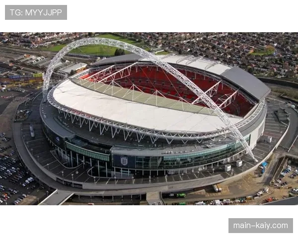 温布利球场安装新型智能广告板系统，可根据转播地区实时更换虚拟广告内容